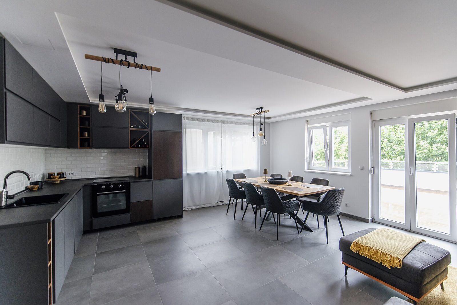 Modern kitchen (stock photo)